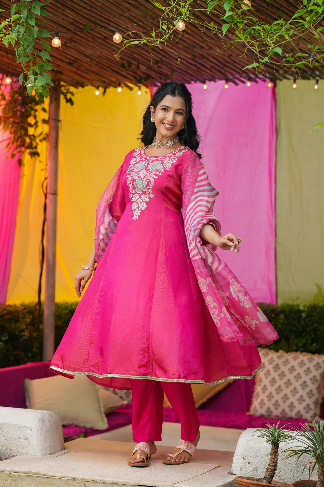 The Ultimate Guide to Dressing for Dandiya Party