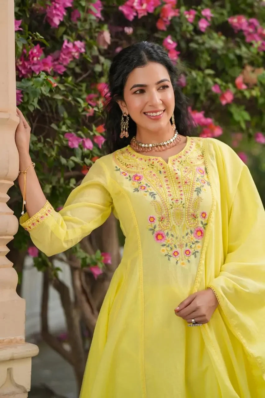 Ziyana – Sunshine Yellow Floral Embroidered Kurta Set Nivishas - Sec46