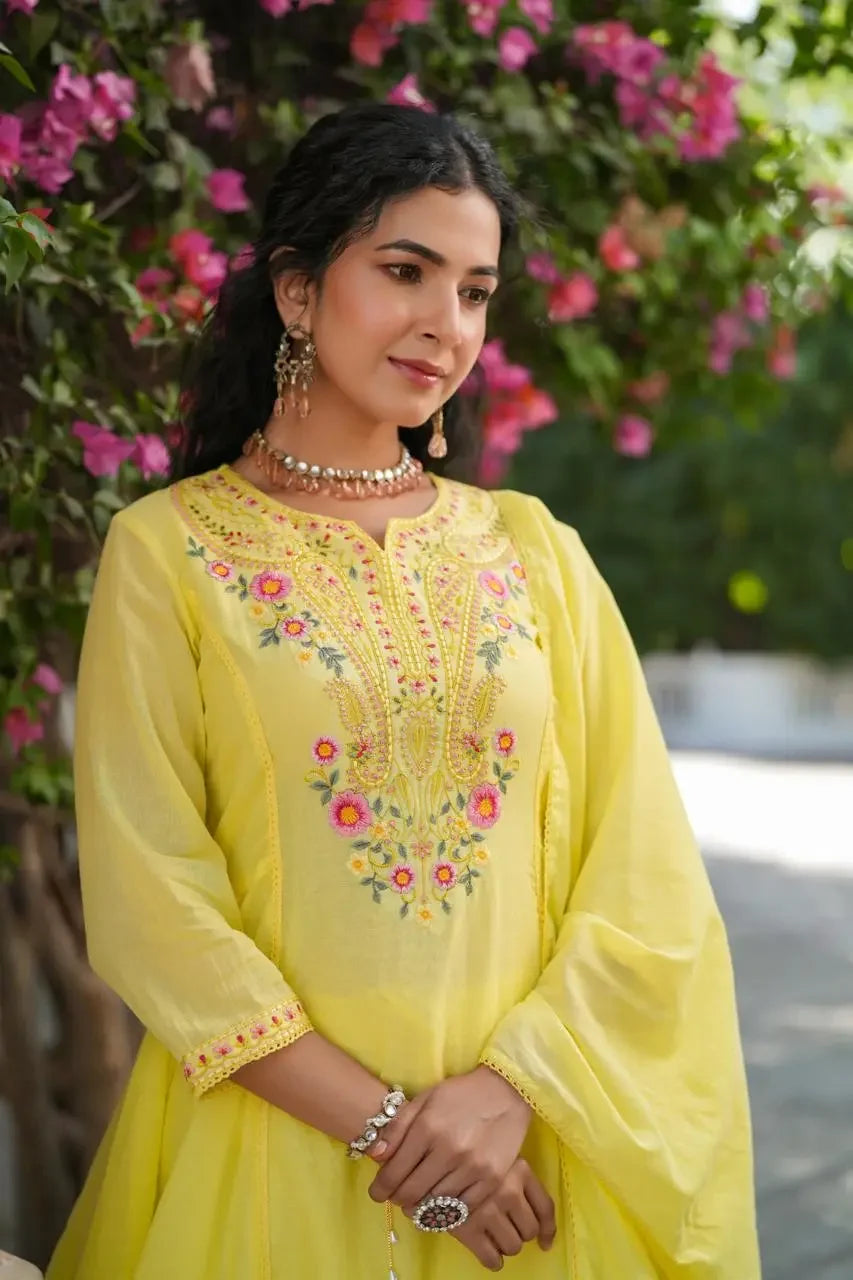 Ziyana – Sunshine Yellow Floral Embroidered Kurta Set Nivishas - Sec46