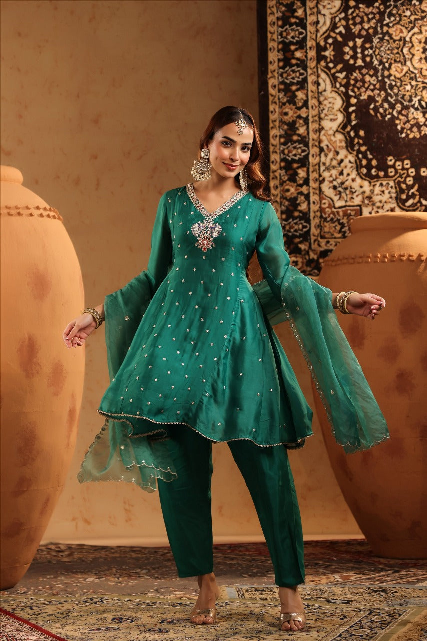 Emerald Mirage – Sequin Grace Suit Set