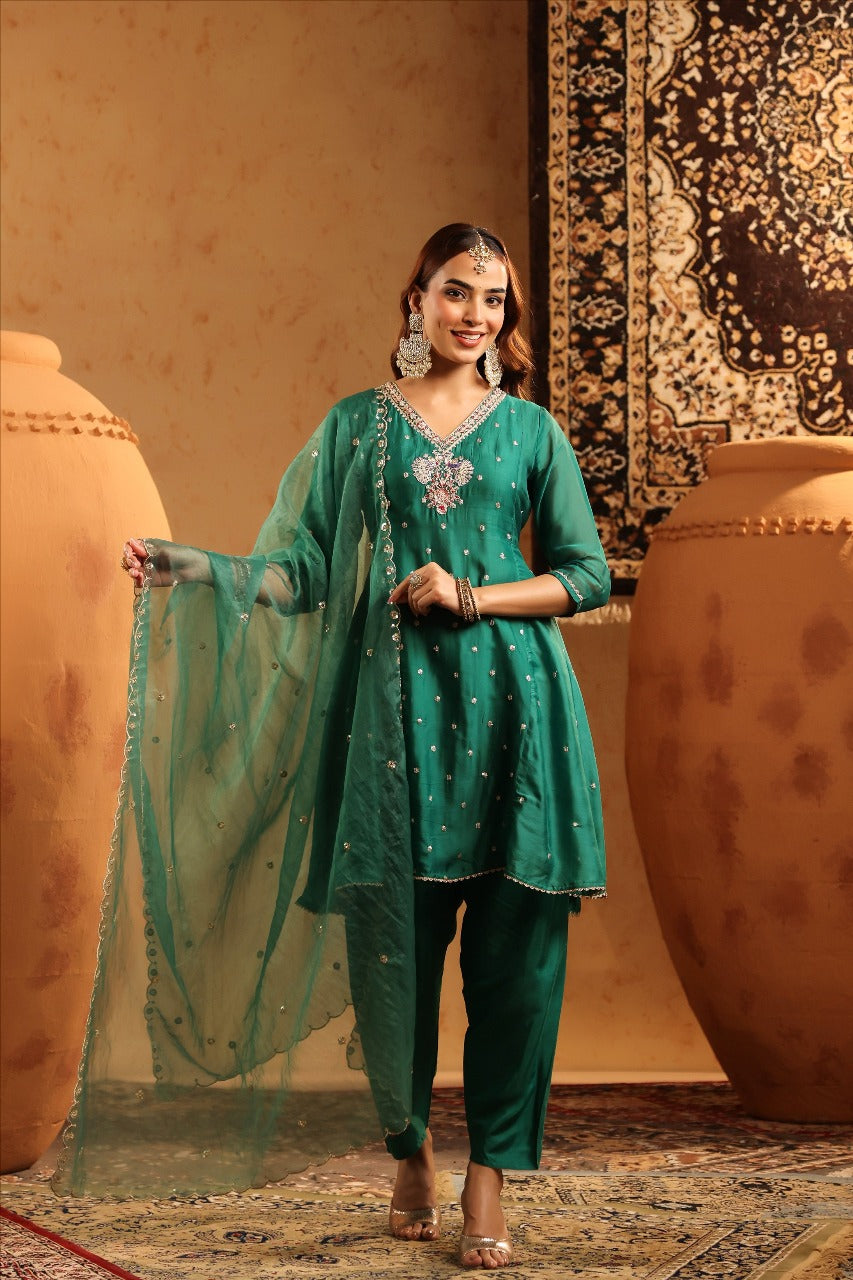 Emerald Mirage – Sequin Grace Suit Set