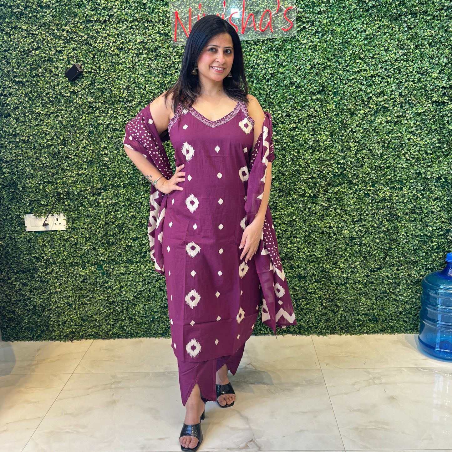 Aubergine Ikat – Kurta Set with Dupatta Nivishas - Sec46