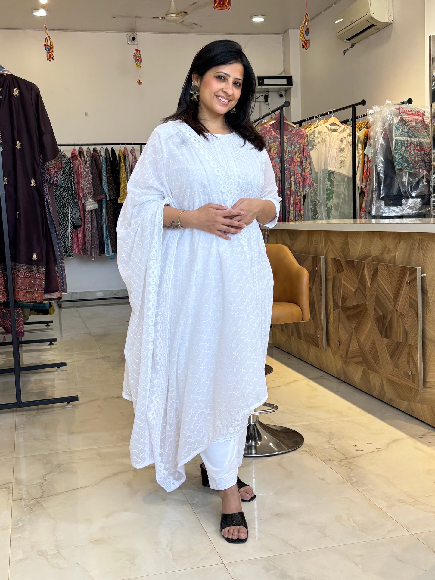 Noor – Classic White Chikankari Kurta Set with Dupatta Nivishas - Sec46