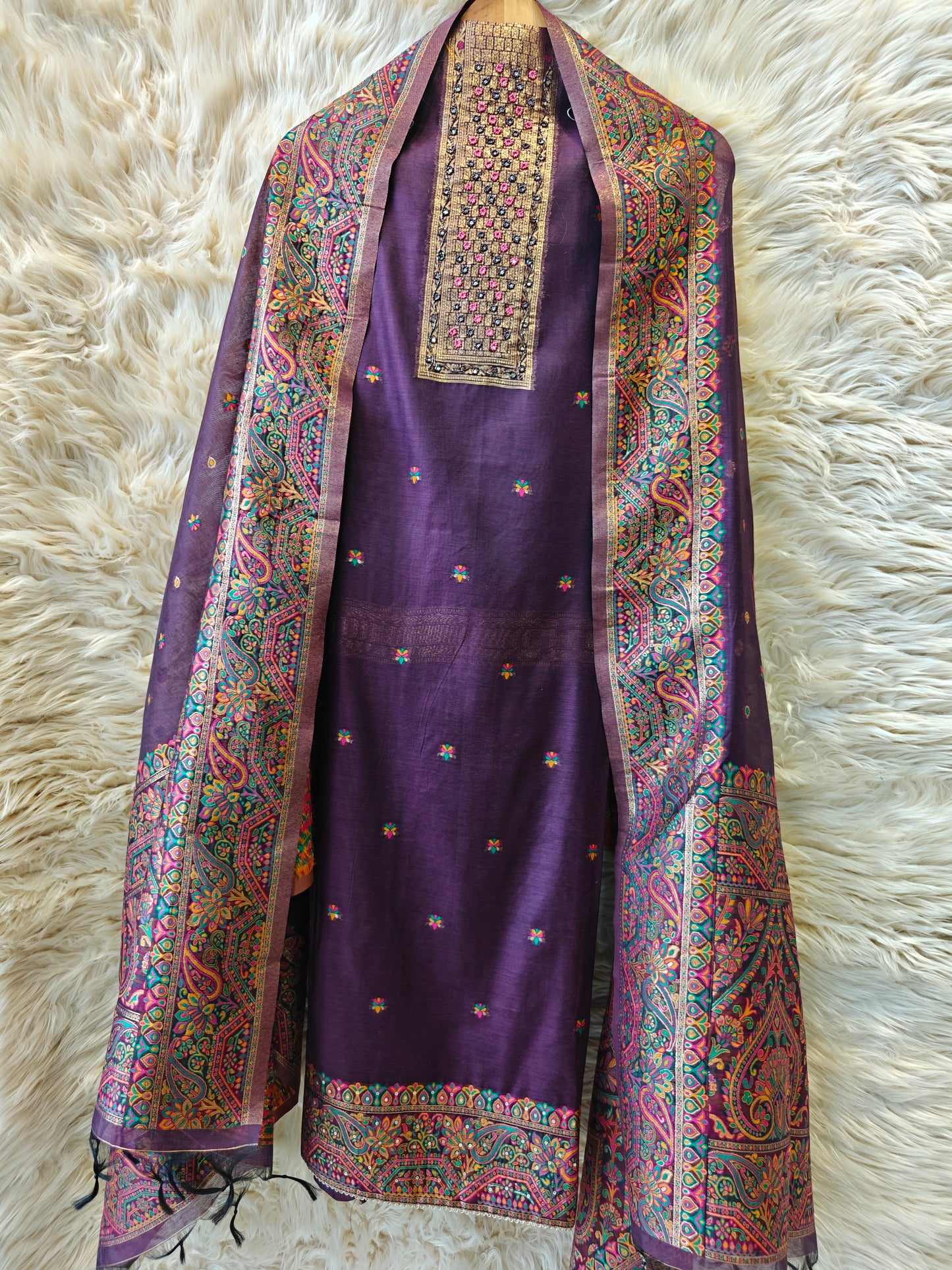 Royal Plum – Kashmiri Embroidered Unstitched Suit Set