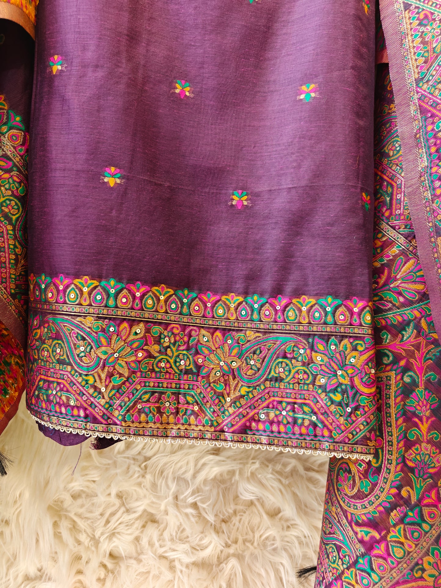Royal Plum – Kashmiri Embroidered Unstitched Suit Set
