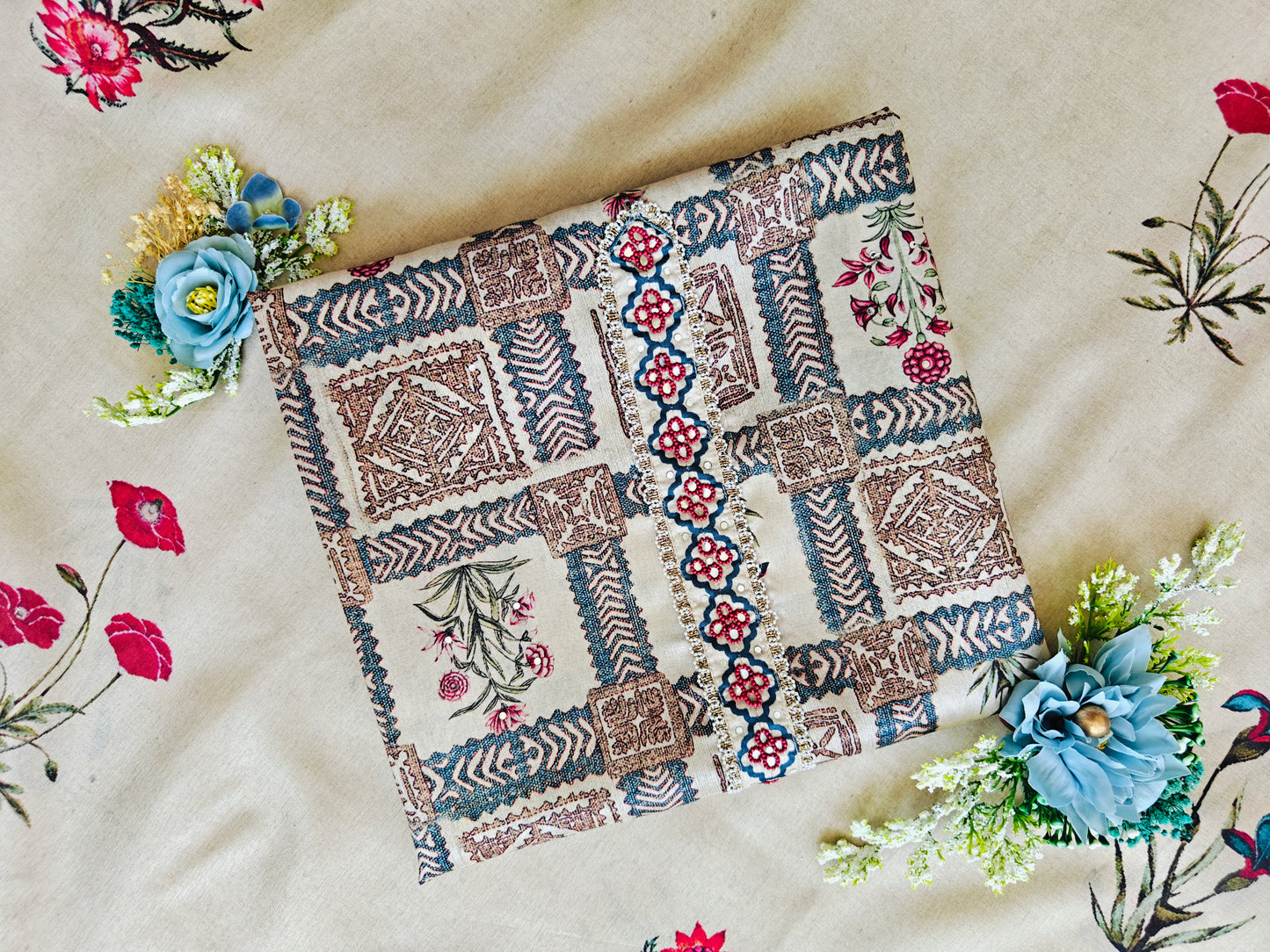 Elysian Bloom in Ivory - Unstitched Geometric Pattern Suit