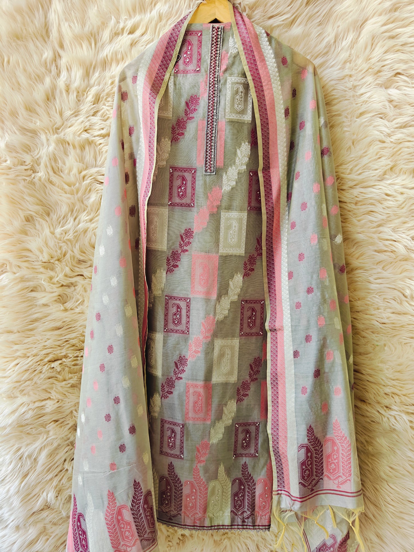 Mystic Orchid – Kashmiri Embroidered Unstitched Suit Set