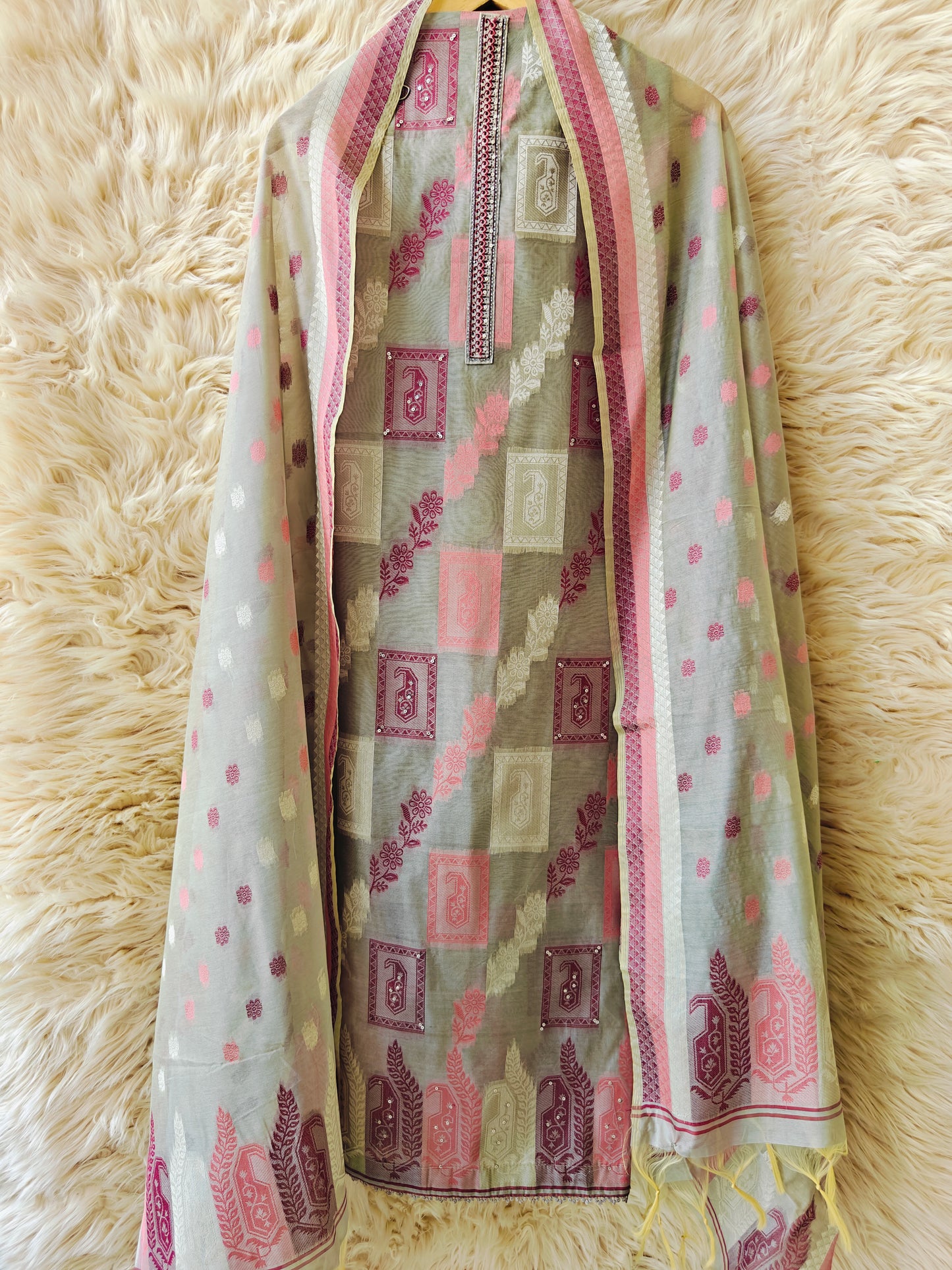 Mystic Orchid – Kashmiri Embroidered Unstitched Suit Set