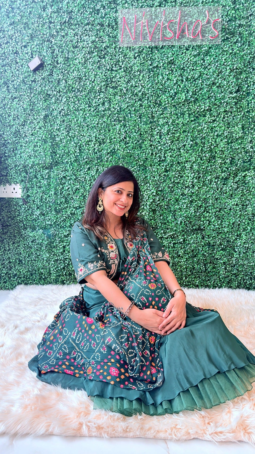 Aarvi – Emerald Drape Set