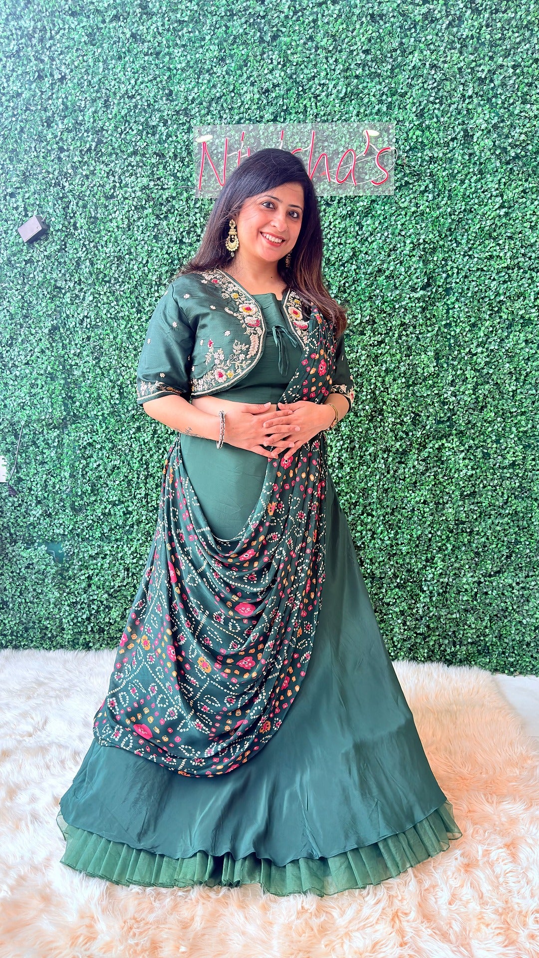 Aarvi – Emerald Drape Set