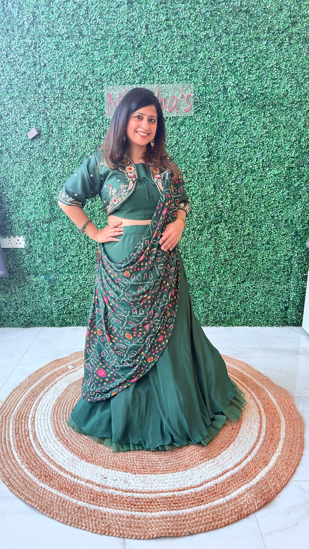 Aarvi – Emerald Drape Set