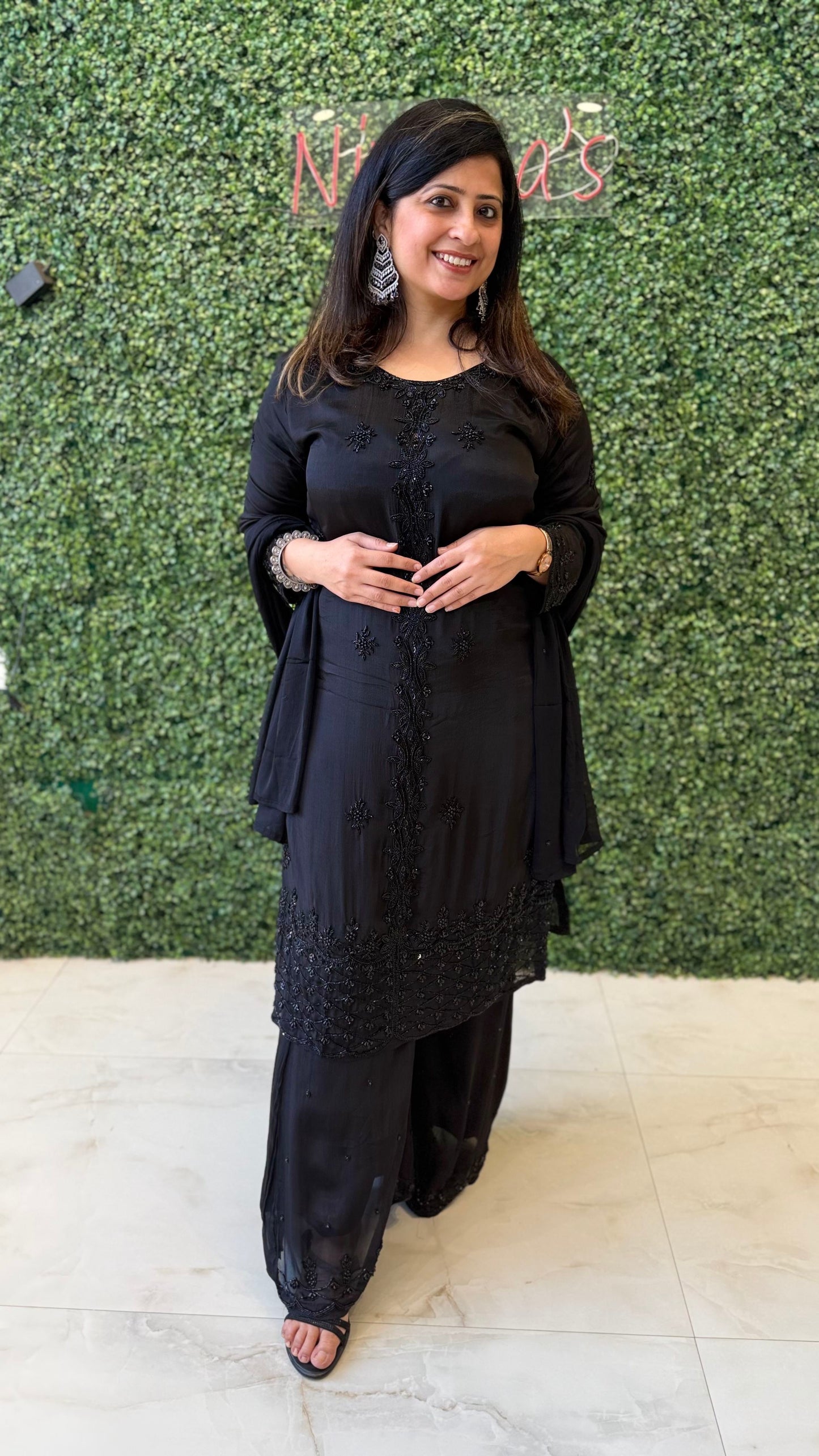 Nayra Noir – Hand Embroidered Elegance