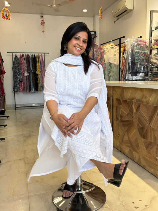 Noor – Classic White Chikankari Kurta Set with Dupatta Nivishas - Sec46