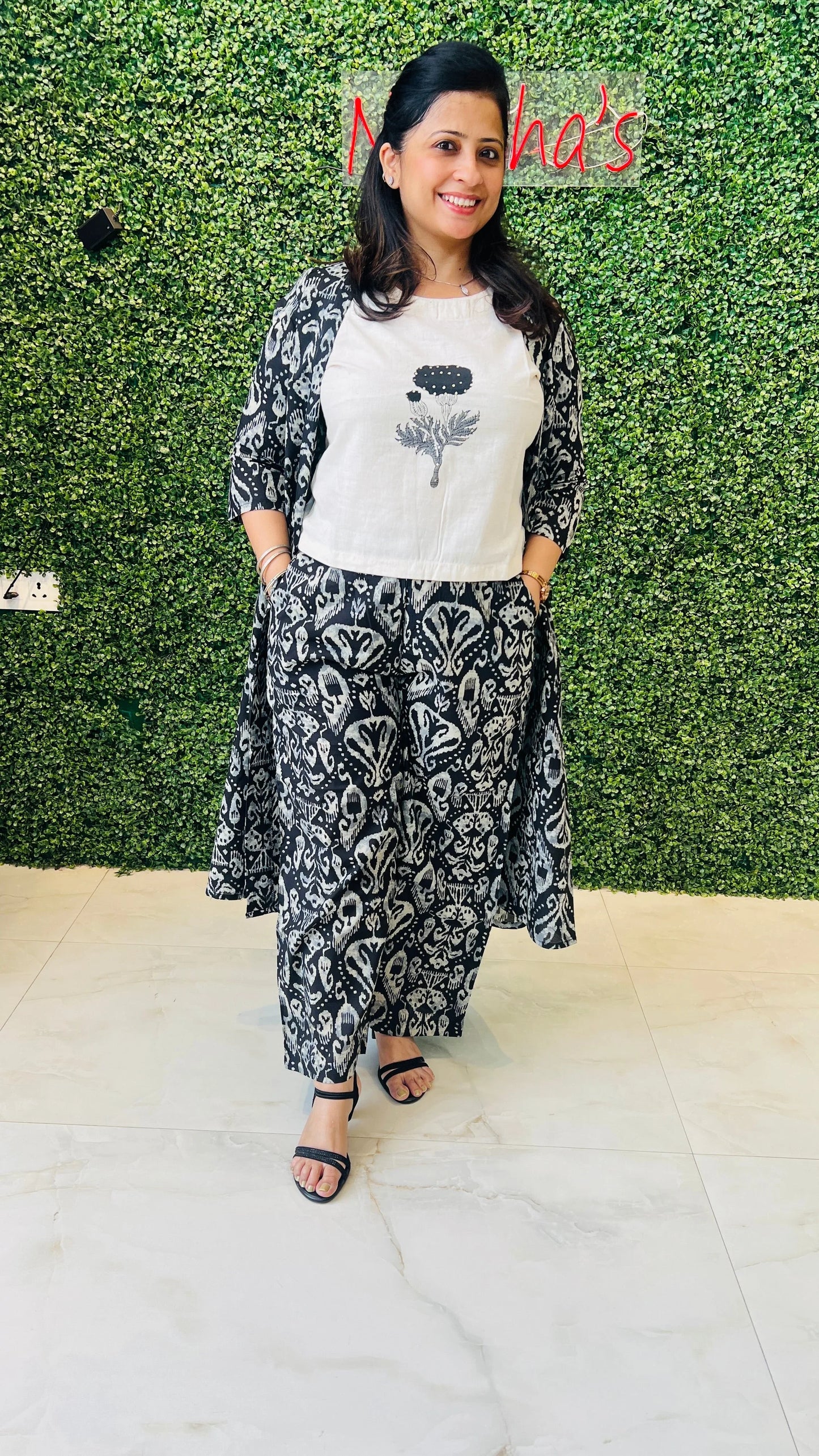 Monochrome Ikat Meadow – Black & White 3-Piece Coord Set Nivishas - Sec46